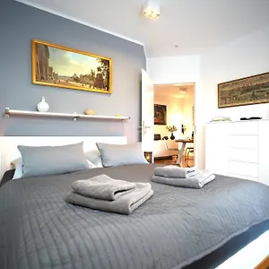 Appartement The Getaway / 80qm In Berlin's Historic Diplomatic Quarter, Berlijn